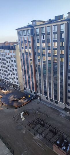 2-к. квартира, 79,6 м², 3/12 эт.