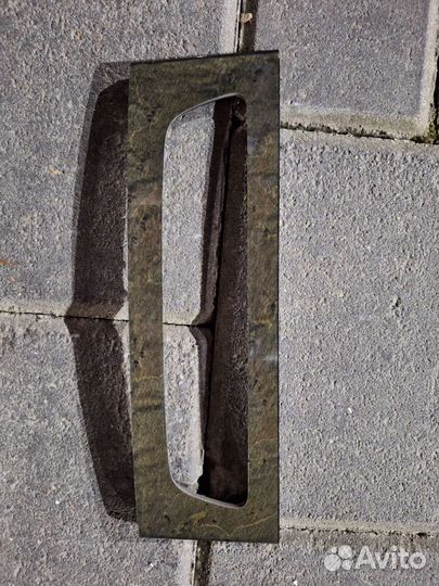 Планка под магнитолой мерс 211