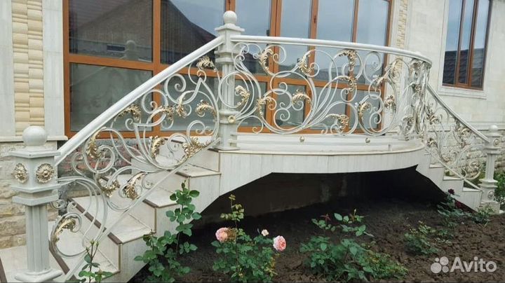 Перила и ограждения