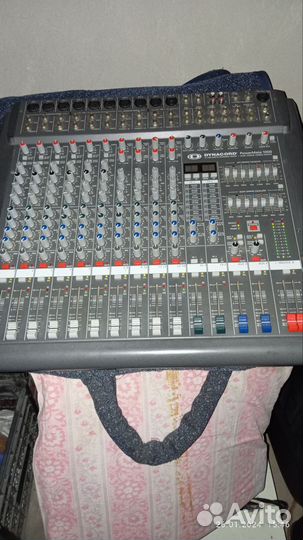 Микшерный пульт