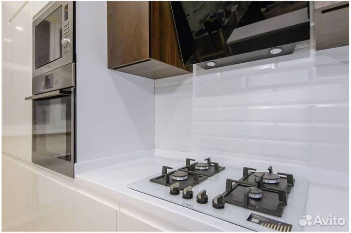 Кухонный гарнитур каменная мойка в подарок