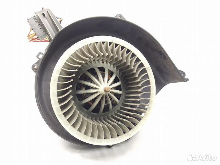 Моторчик печки Volkswagen Polo 4 2002 6Q2819015C