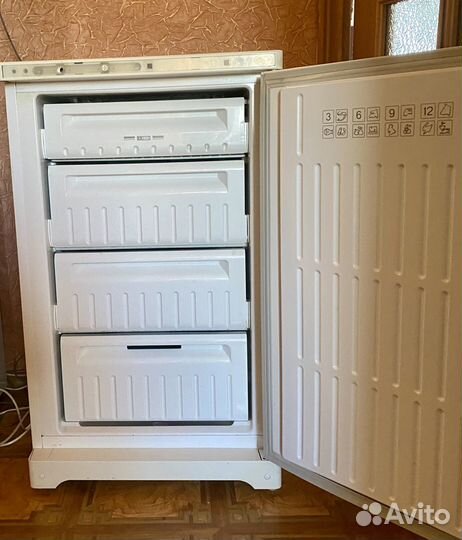 Морозильная камера бу Stinol в отличном состоянии