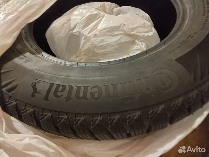 Continental IceContact 2 215/65 R17 103T