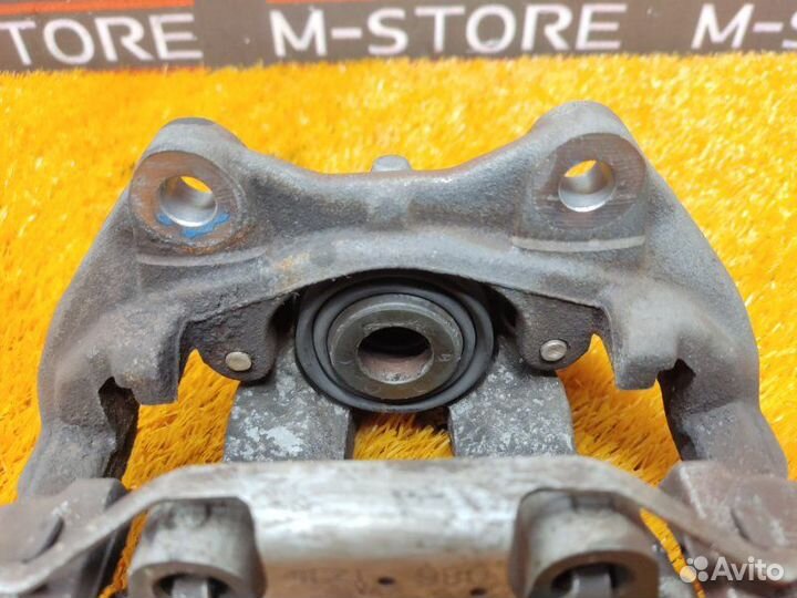 Суппорт задний левый Mercedes-Benz E-Class W212