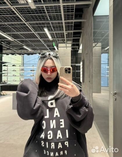 Худи balenciaga ss25 logo