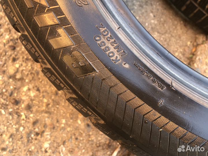 Bridgestone Blizzak LM-22 225/50 R17