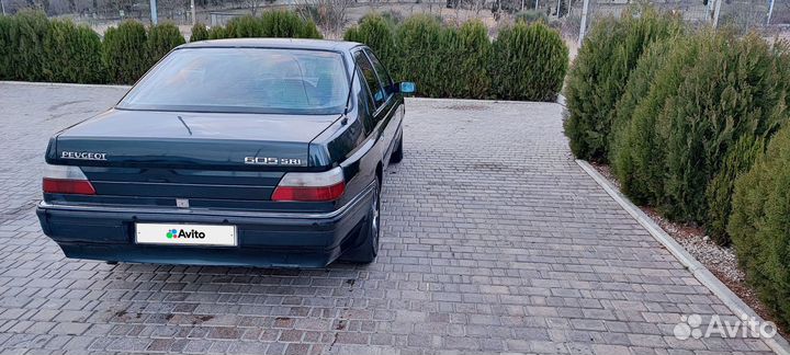 Peugeot 605, 1989
