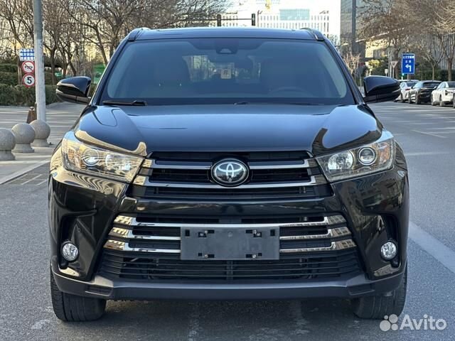 Toyota Highlander 2.0 AT, 2021, 50 000 км