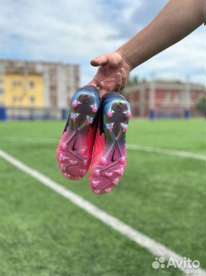 Бутсы Nike Phantom GX pink