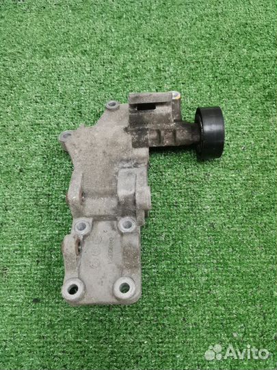 Кронштейн двигателя Dodge Caliber 1.8 EBA 2007