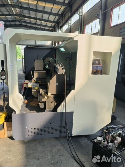 Горизонтальный токарный станок с чпу CK6180х1500