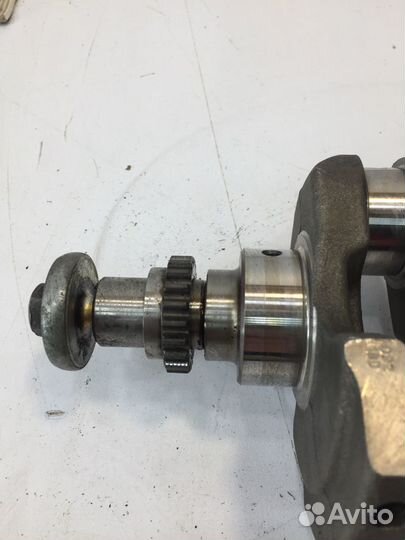 Toyota Yaris Vitz коленвал 1.3 2SZ