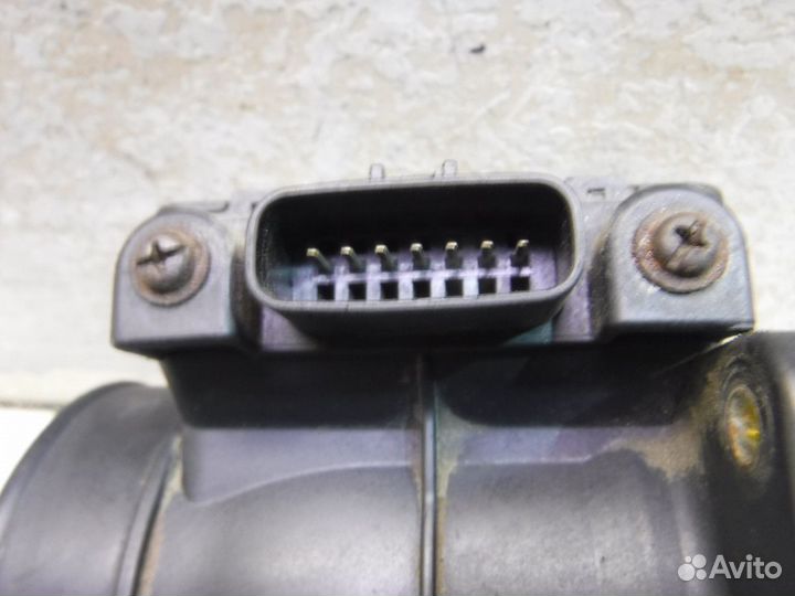 Расходомер воздуха Mitsubishi Galant viii