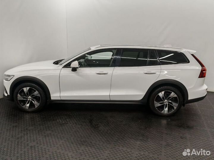 Volvo V60 Cross Country 2.0 AT, 2019, 61 374 км