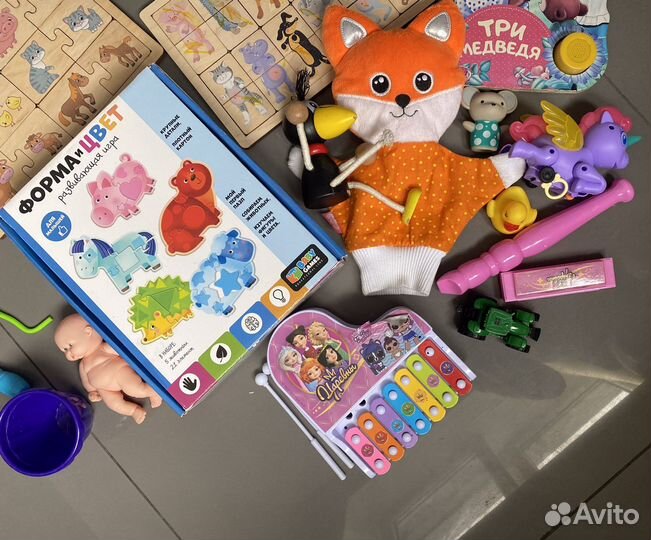 Игрушки развивающие для малышей пакетом