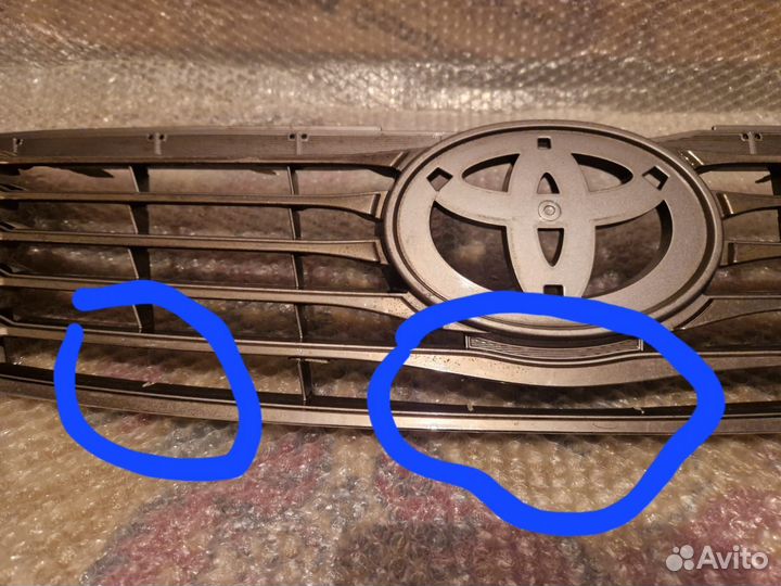 Решётка радиатора Camry v50