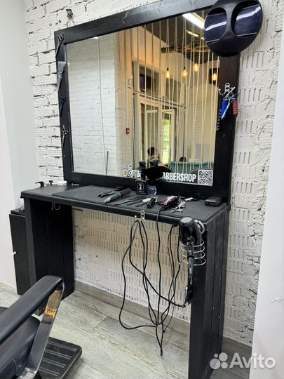 Рабочее место барбера/ парикмахера