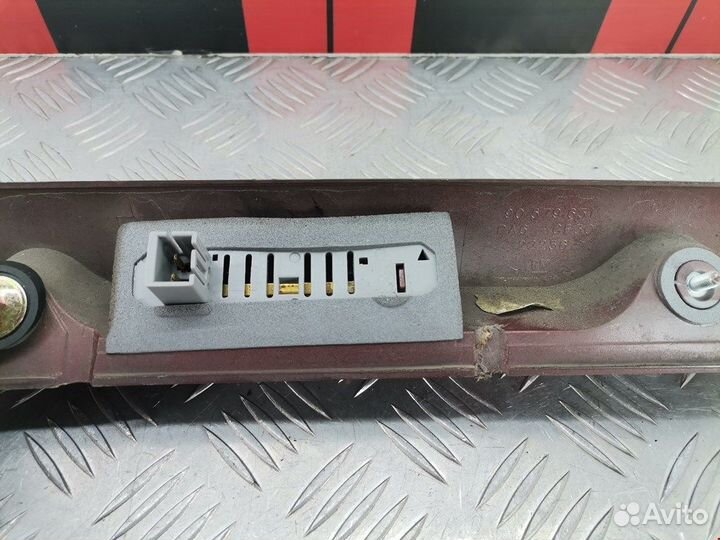 Ручка крышки багажника для Opel Zafira A 93176456