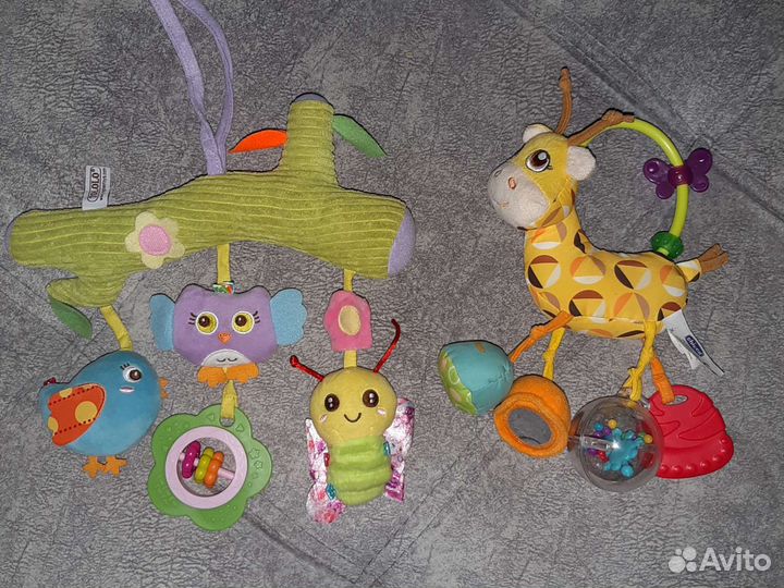 Развивающие игрушки-подвески