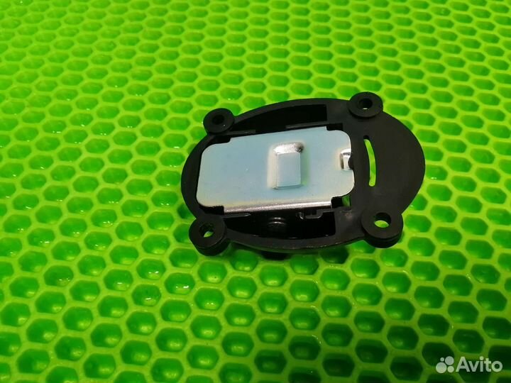 Регулятор ремня на детскую коляску, новый