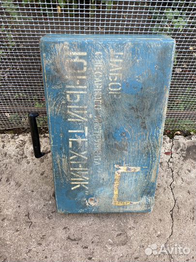 Старинный деревянный ящик для инструмента. СССР