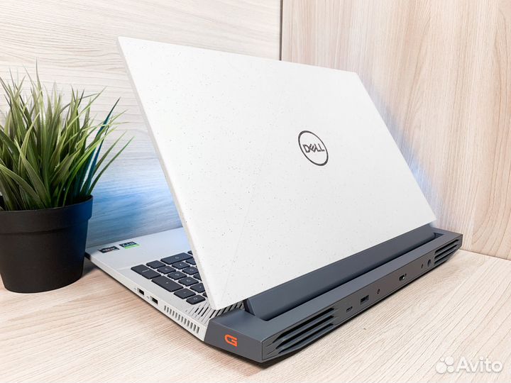 Игровой ноутбук Dell G15 R5 5600/RTX3050/16/512