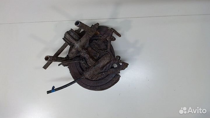 Кулак поворотный Chrysler Neon, 1996