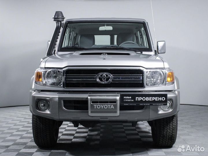 Toyota Land Cruiser 4.5 МТ, 2022, 417 км