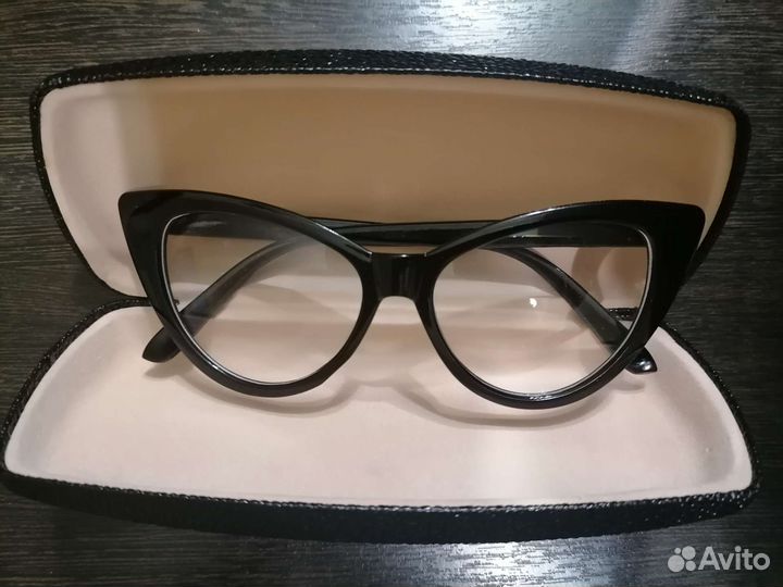 Имиджевые очки (без диоптрий)