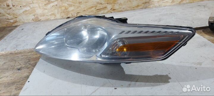 Фара галогеновая передняя левая Ford Mondeo 4