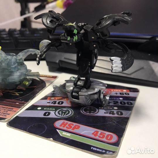 Бакуганы и пластиковые карты