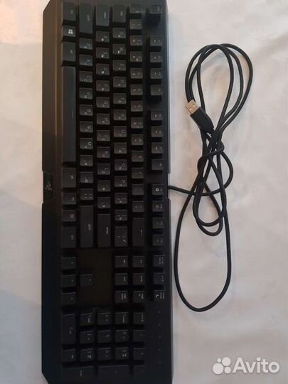 Игровая механическая клавиатура с подсветкой