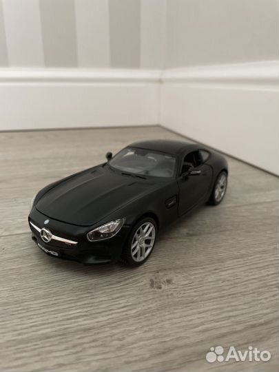 Модель автомобиля mercedes