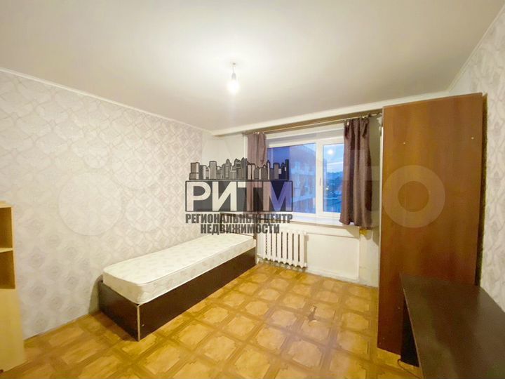 Комната 12,5 м² в 8-к., 9/9 эт.