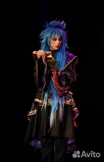 Twisted wonderland косплей