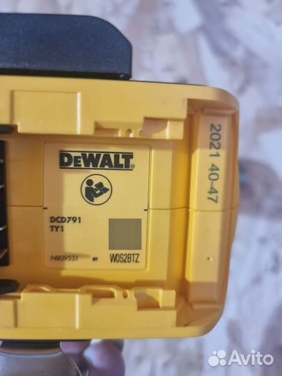 Дрель-шуруповерт Dewalt DCD791N