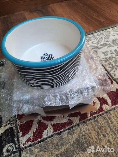 Керамическая миска для собак