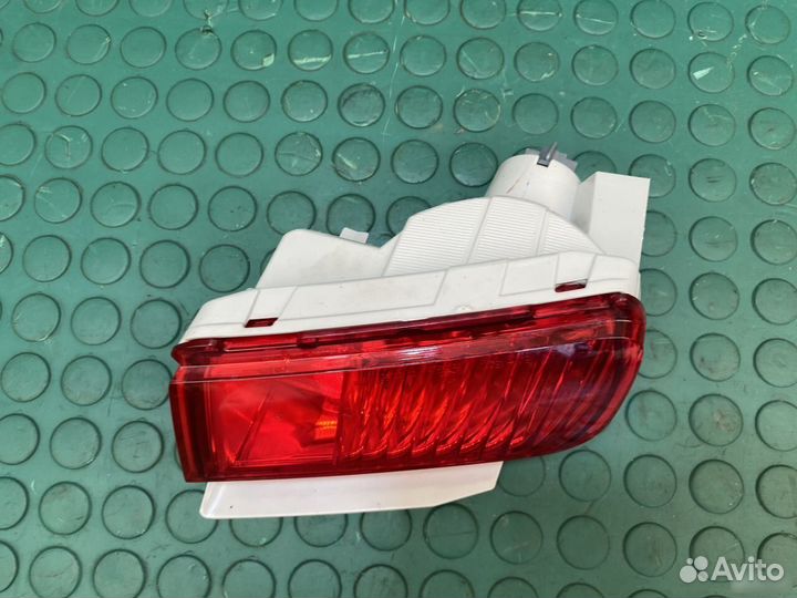 Птф правая в задний бампер Toyota LC Prado 150