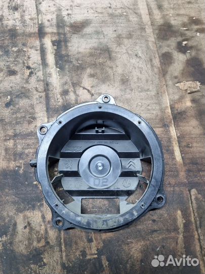 Кронштейн динамика Peugeot 407