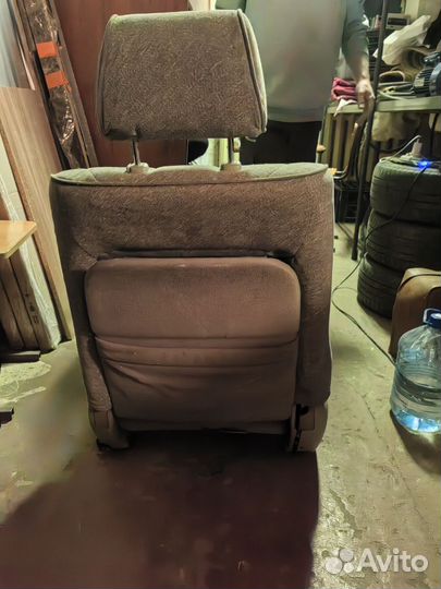 Сидения тоёта креста передние