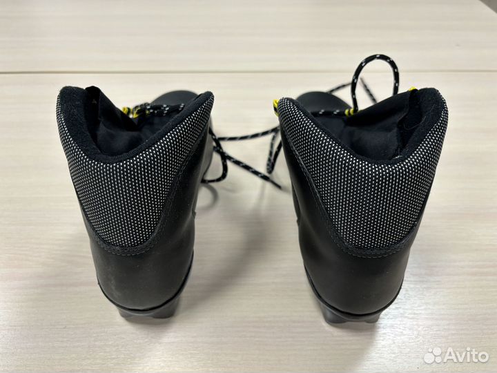 Новые лыжные ботинки Dynamic