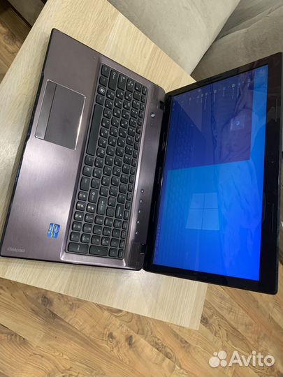 Ноутбук Lenovo IdeaPad Z570