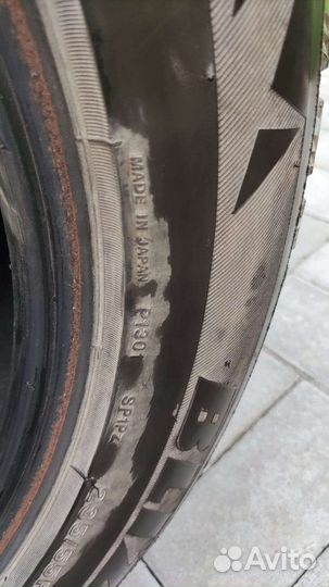 Bridgestone Blizzak Spike-01 235/55 R17 103T