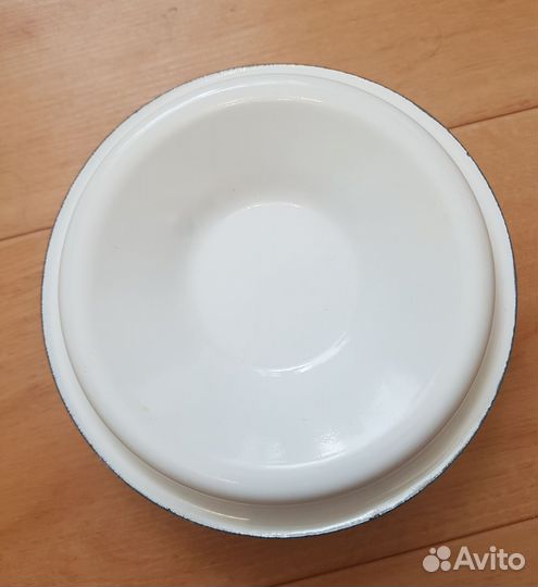 Чайник эмалированный сферический