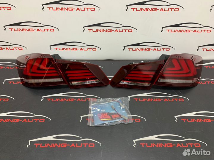 Задние фонари Accord светлые 2013-17