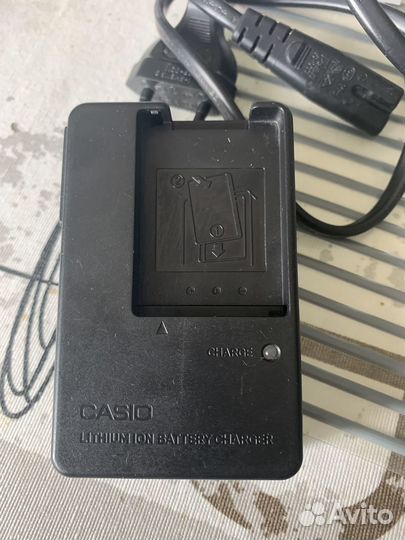 Зарядное устройство casio BC-11L для NP-20