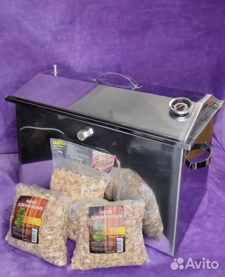 Дымогенератор с коптильней