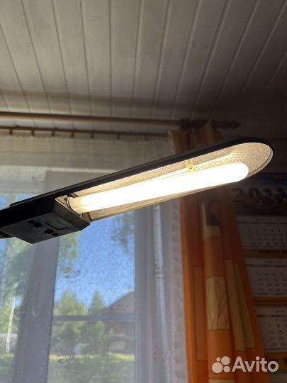 Лампа настольная