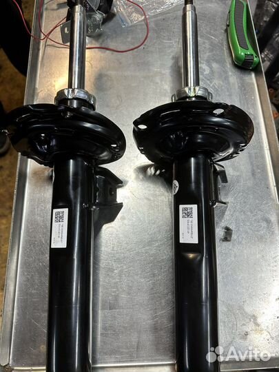 Амортизатор 5WA 413 031 AH vag